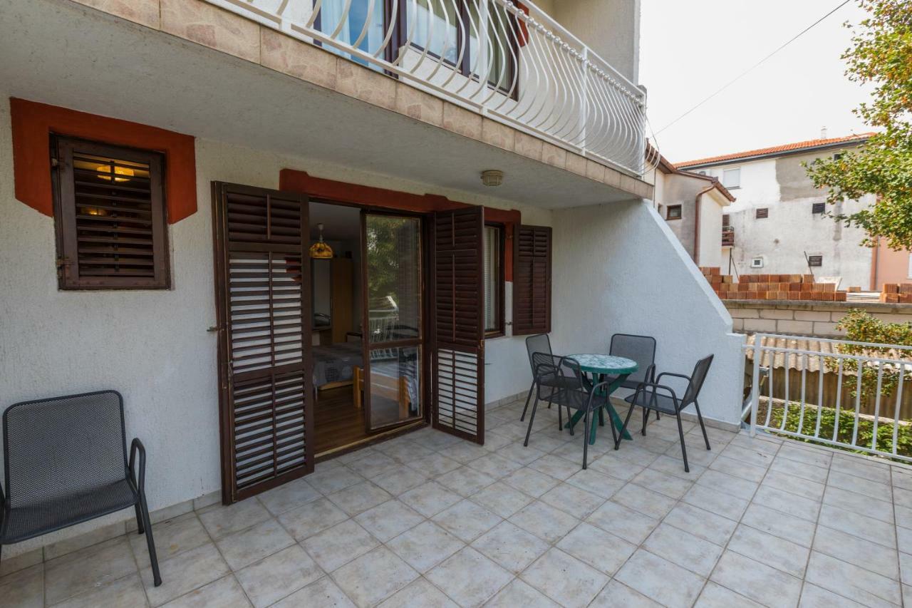 Apartment Dom Jadranovo Exterior foto